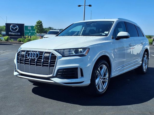 Vehicle image 1 of 40