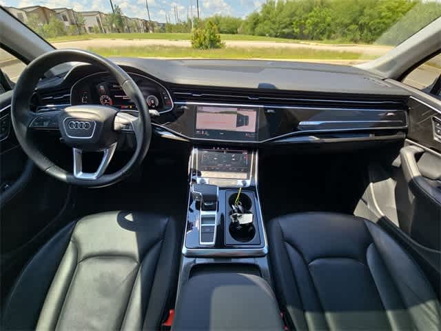 Vehicle image 16 of 41