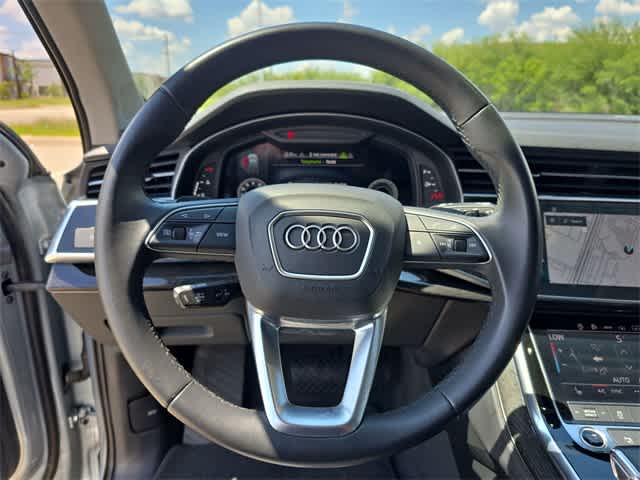 Vehicle image 25 of 41