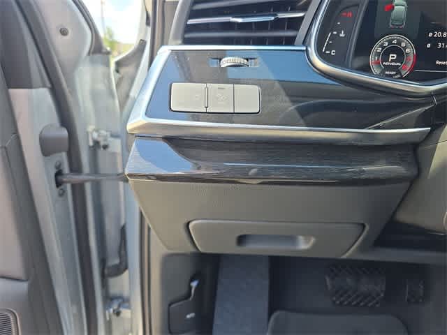 Vehicle image 41 of 41