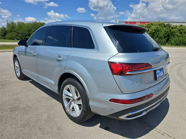 Vehicle image 7 of 41