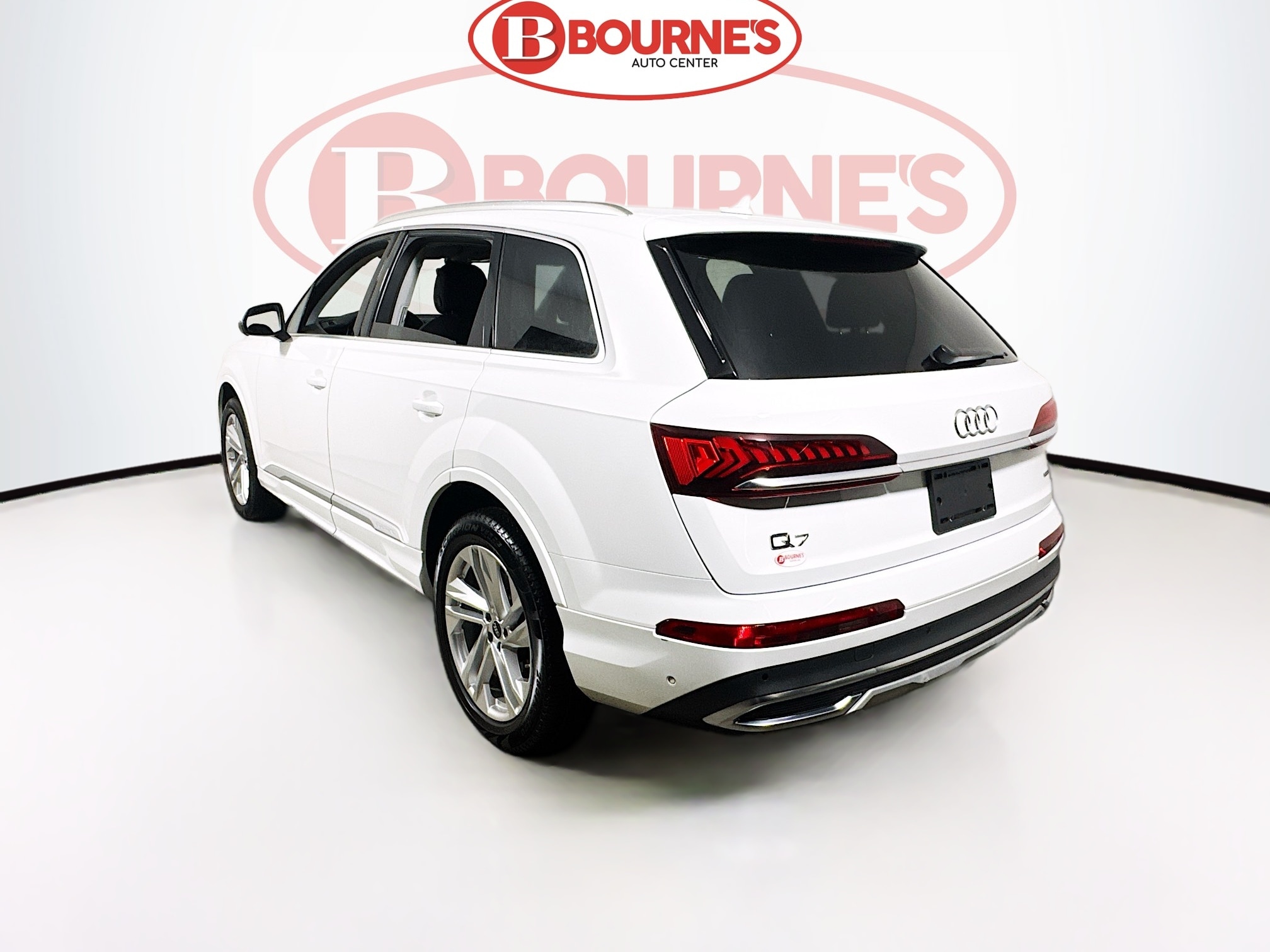 Vehicle image 7 of 31