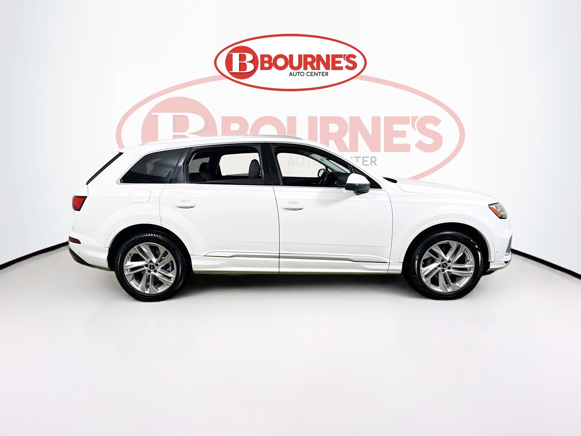 Vehicle image 4 of 31
