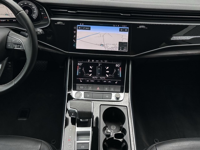 Vehicle image 6 of 40