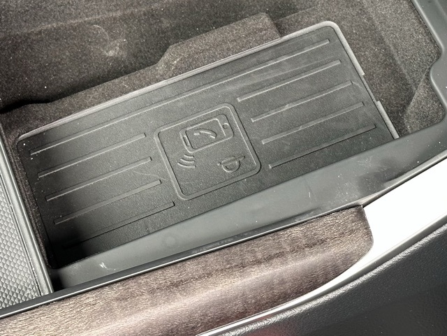 Vehicle image 29 of 40