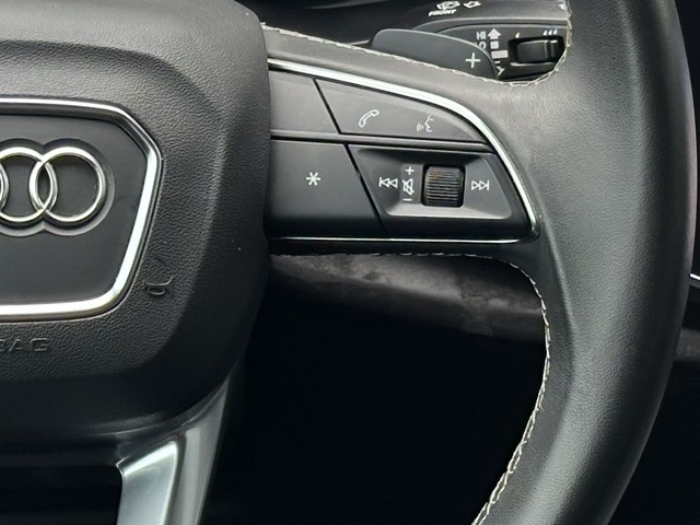 Vehicle image 15 of 40