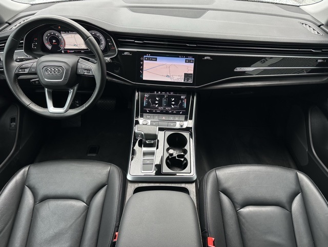 Vehicle image 5 of 40