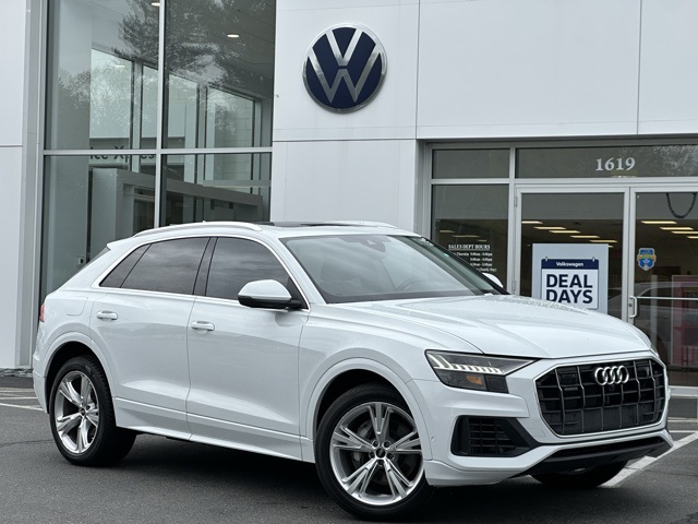 Vehicle image 2 of 40