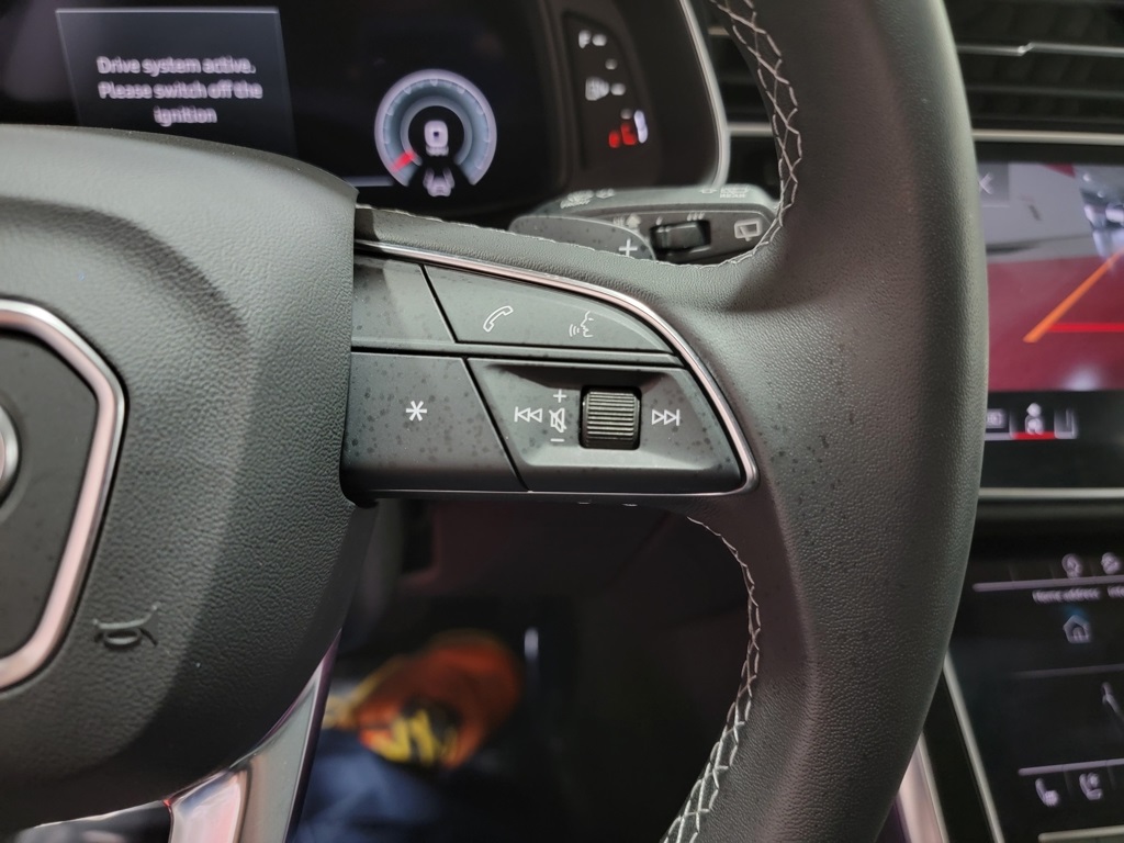Vehicle image 29 of 34