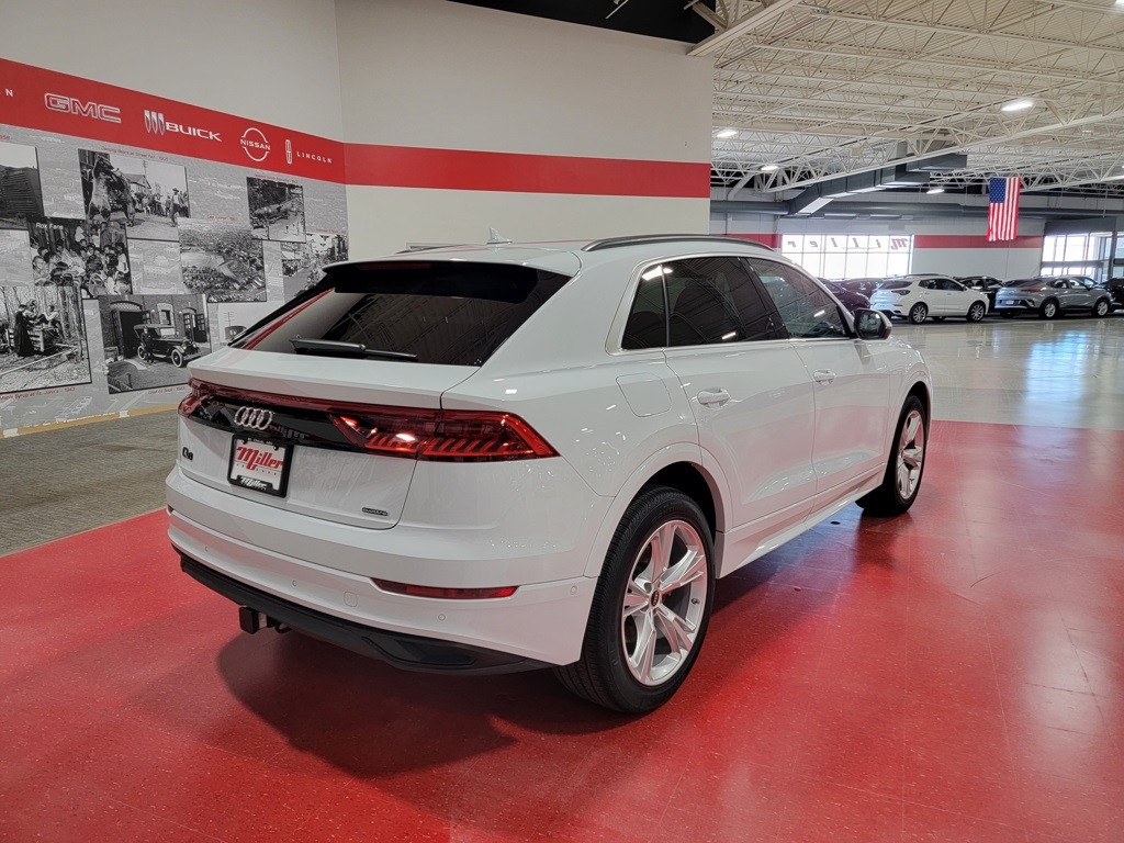 Vehicle image 5 of 34
