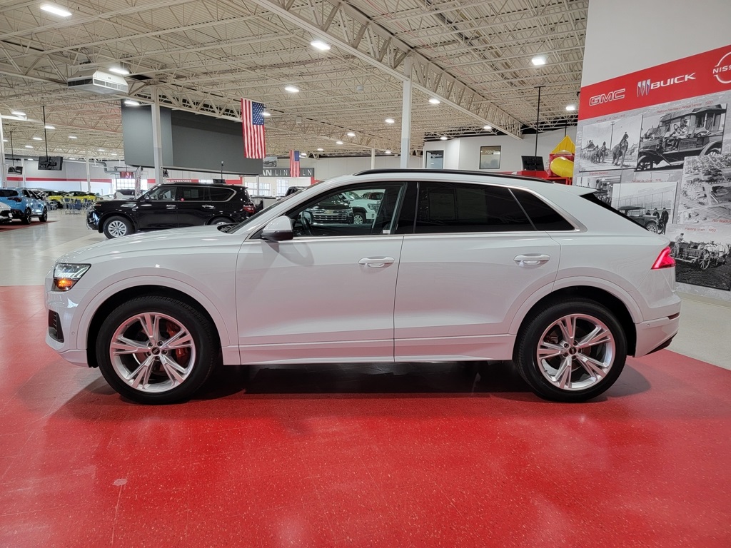 Vehicle image 7 of 34