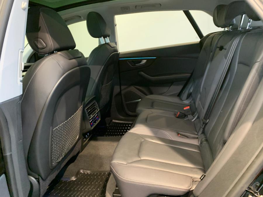 Vehicle image 44 of 63