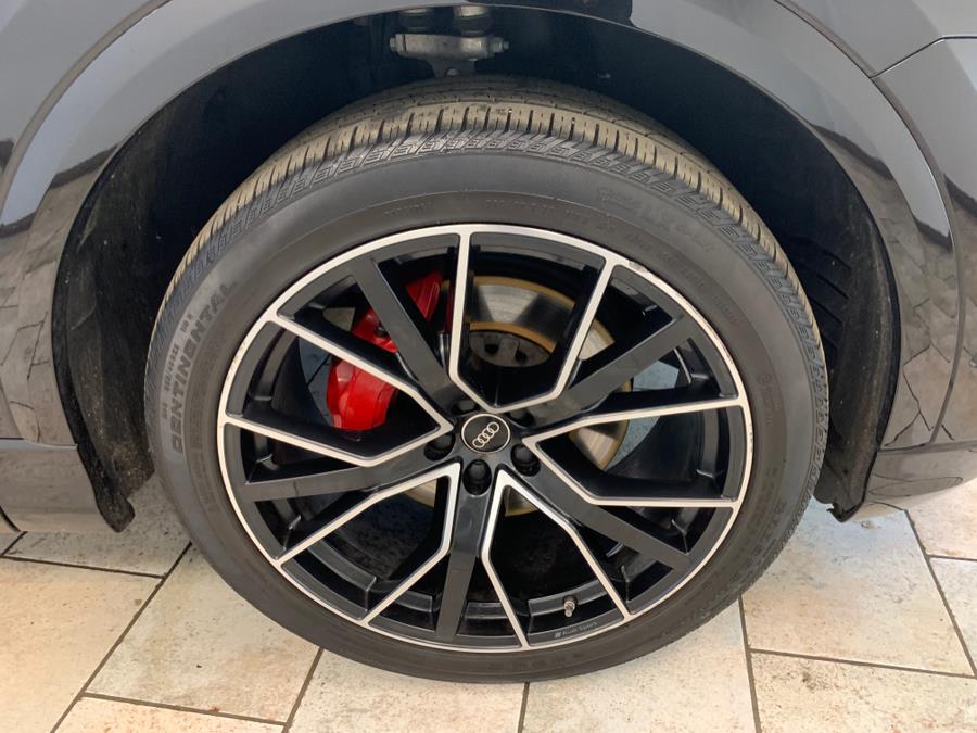 Vehicle image 9 of 63