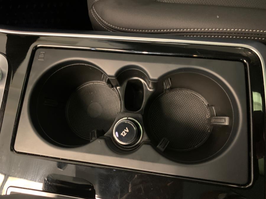 Vehicle image 38 of 63