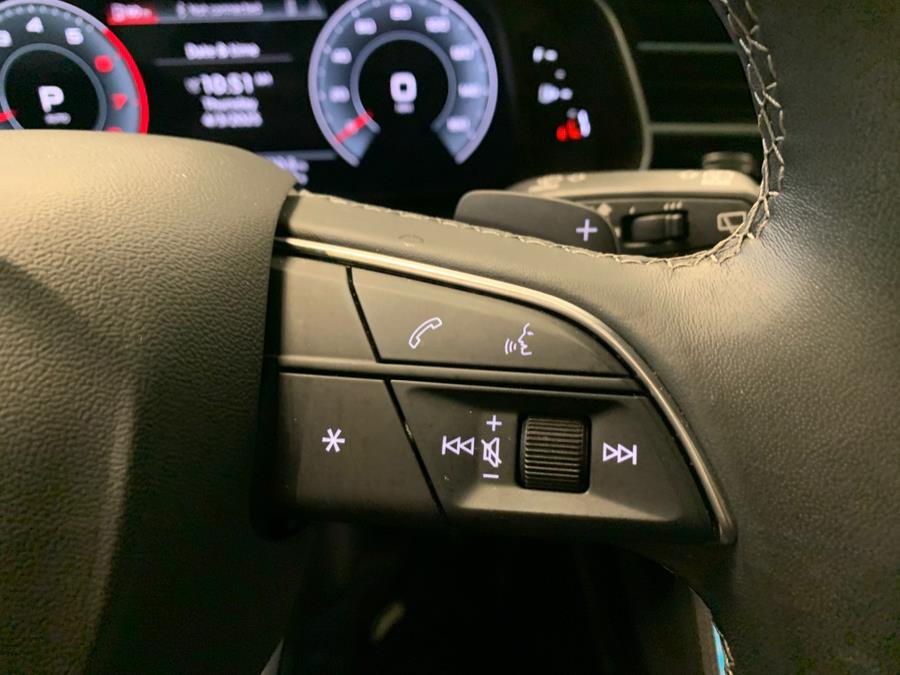 Vehicle image 26 of 63