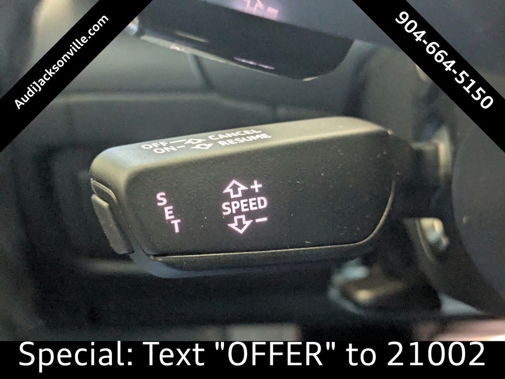 Vehicle image 27 of 32