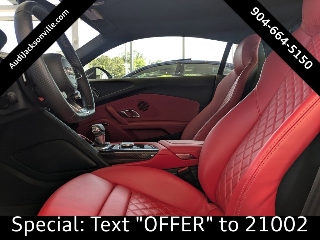 Vehicle image 19 of 32