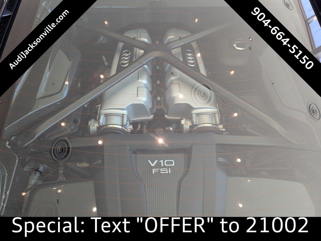 Vehicle image 18 of 32