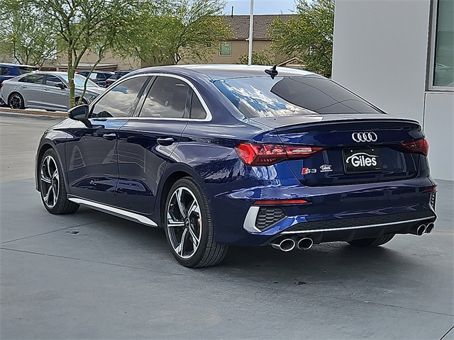 Vehicle image 6 of 25