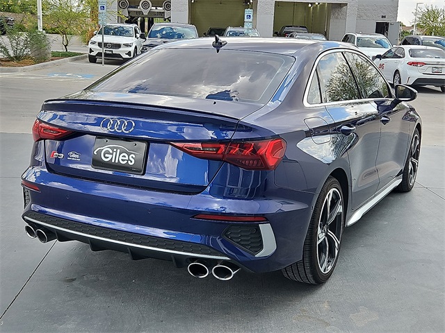 Vehicle image 5 of 25