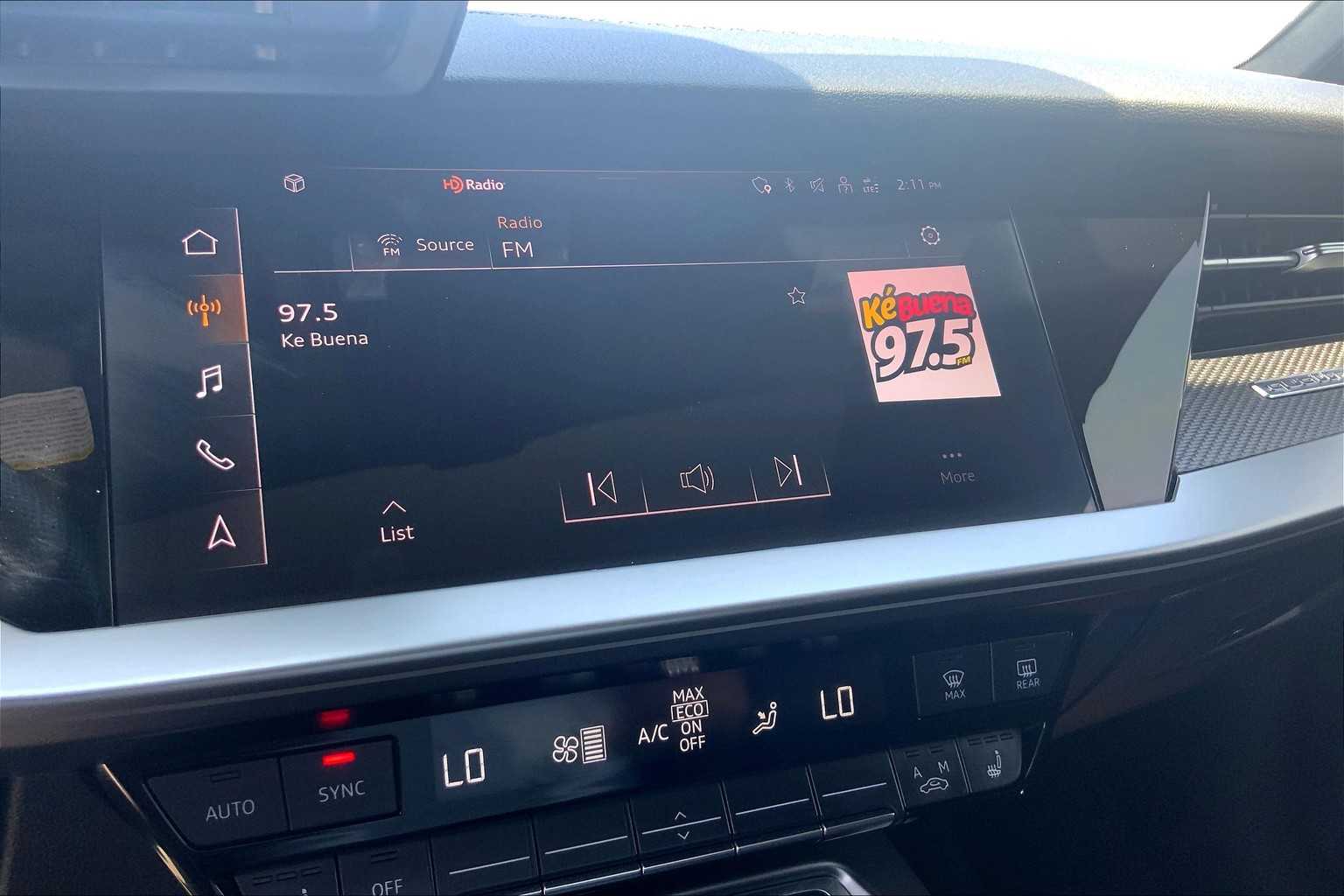 Vehicle image 20 of 33
