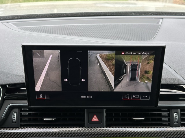 Vehicle image 24 of 43