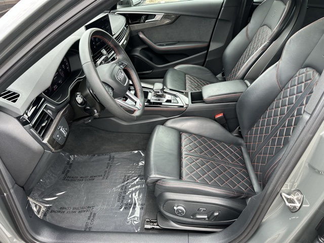 Vehicle image 12 of 43