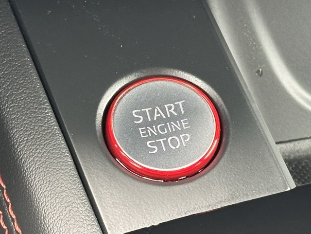 Vehicle image 19 of 43