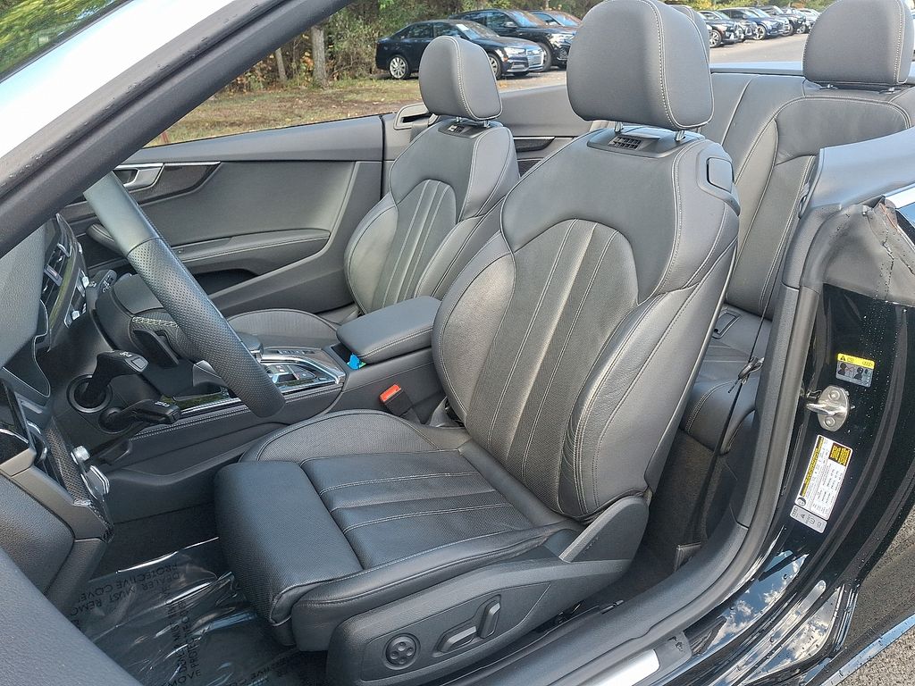 2023 Audi S5 Cabriolet Prestige Image 11 of 30