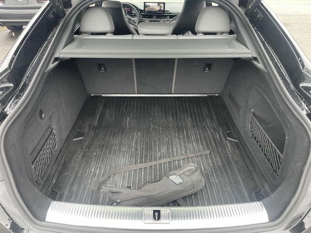 Vehicle image 10 of 35