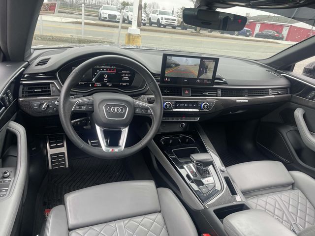 Vehicle image 14 of 35