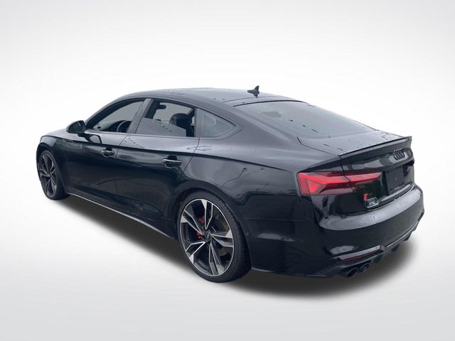 Vehicle image 7 of 35