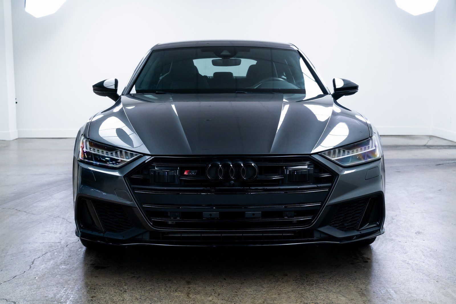 2023 Audi S7 Premium Plus Image 2 of 27