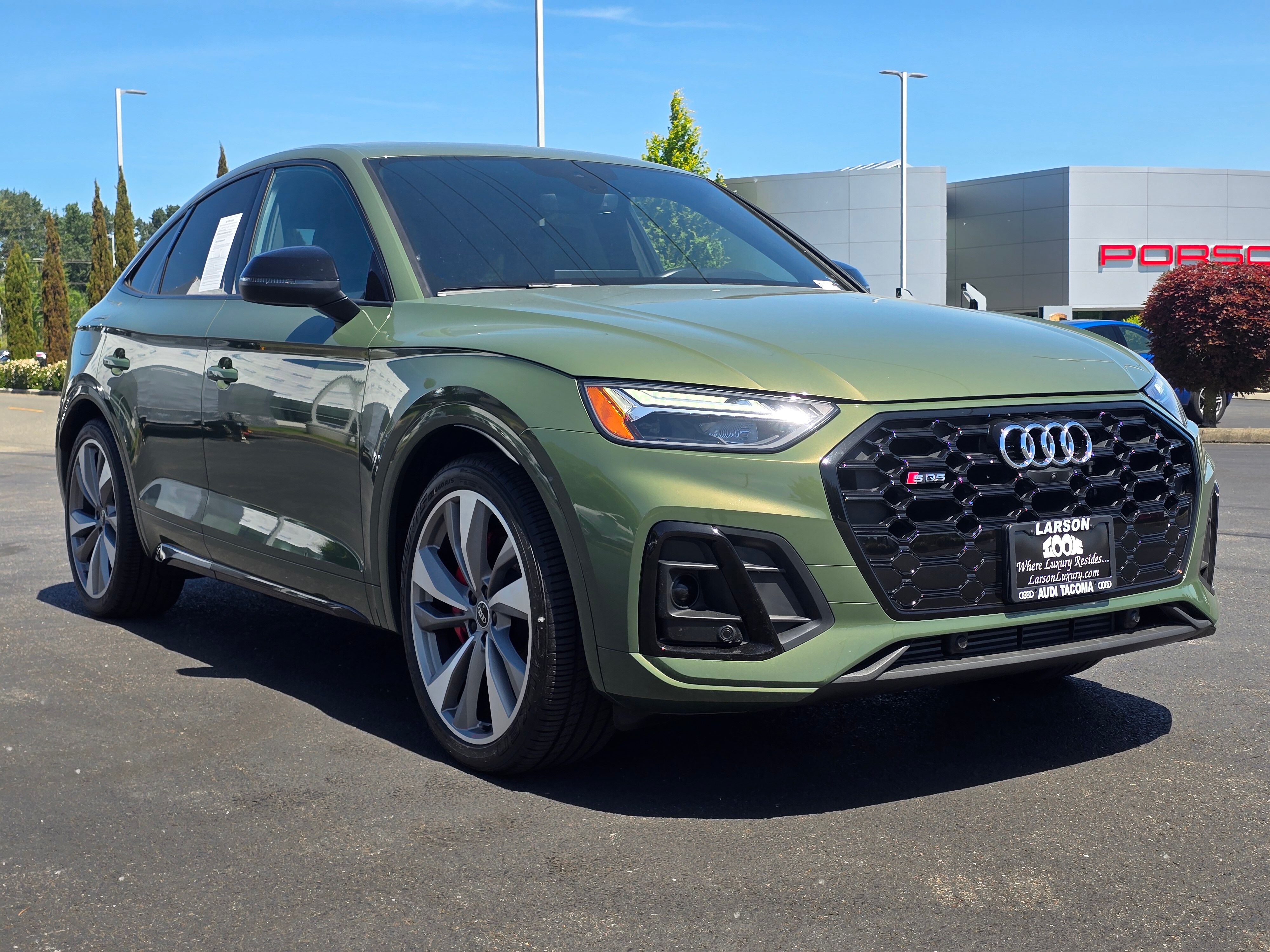 2023 Audi SQ5 Sportback Premium Plus Image 3 of 47