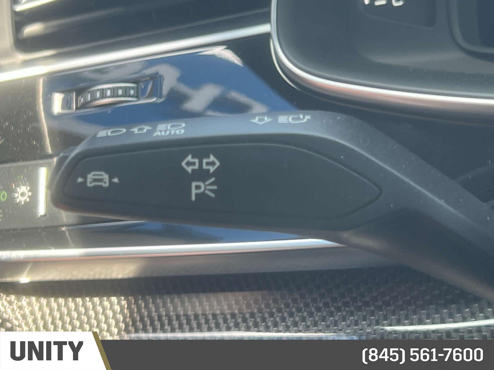 Vehicle image 34 of 39