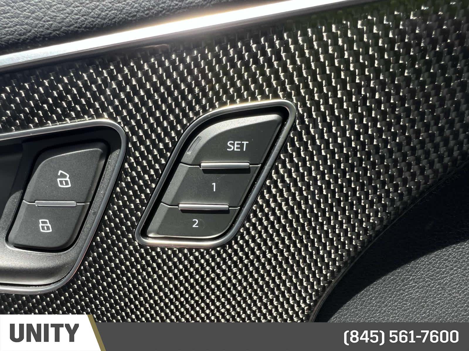 Vehicle image 17 of 39