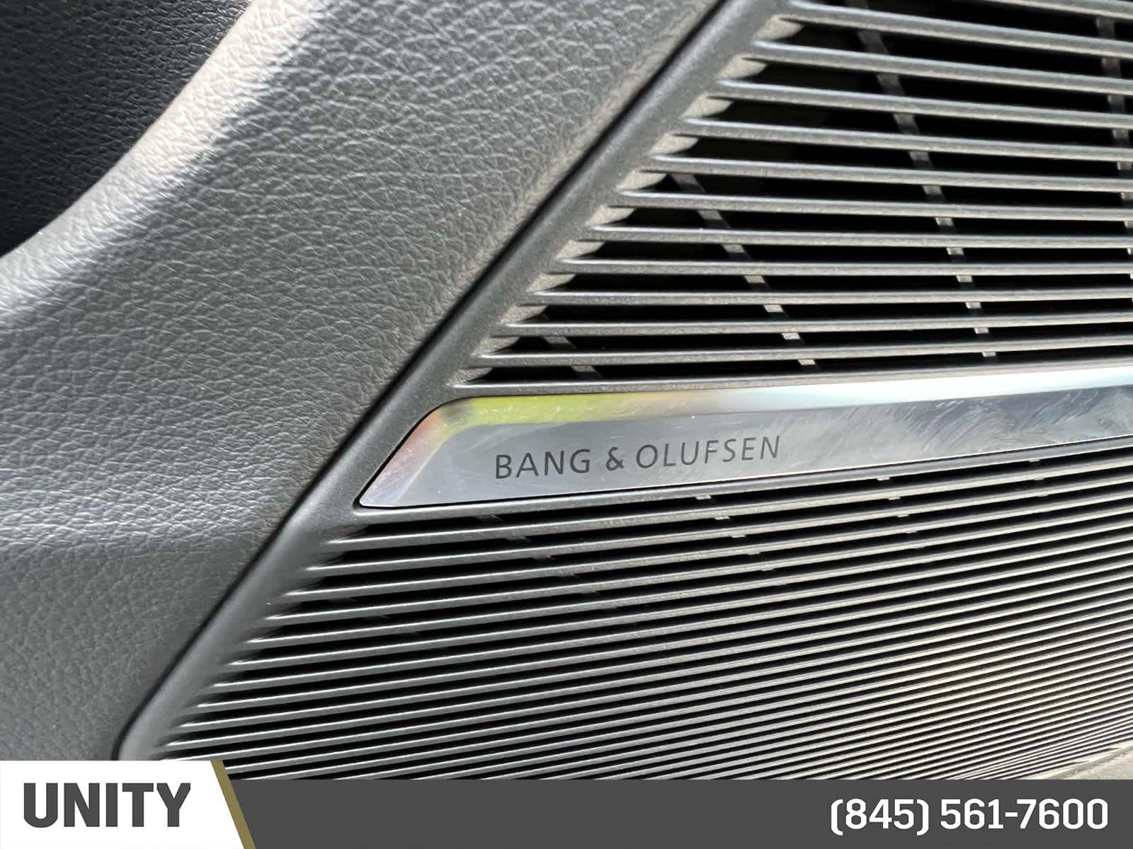 Vehicle image 23 of 39