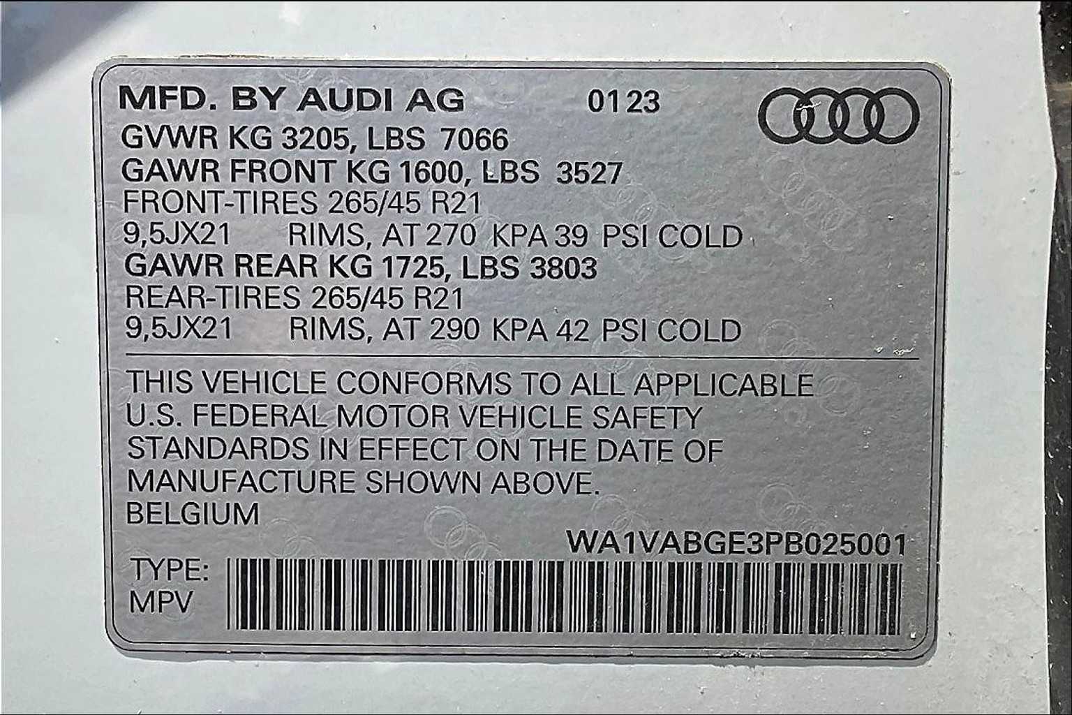 Vehicle image 32 of 32