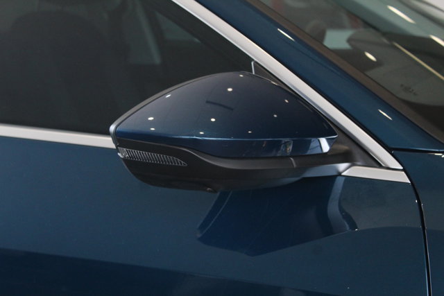Vehicle image 11 of 31