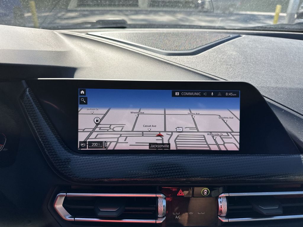 Vehicle image 27 of 29