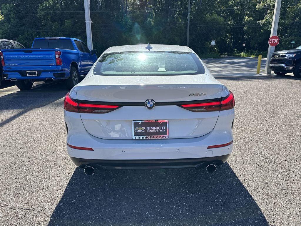 Vehicle image 13 of 29