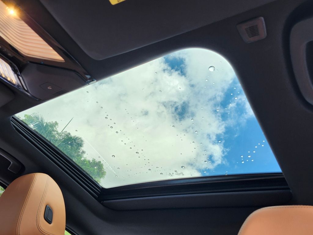 Vehicle image 34 of 34