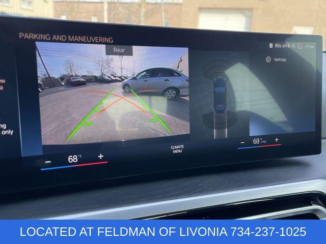 2023 BMW 3 Series 330e xDrive Image 24 of 35