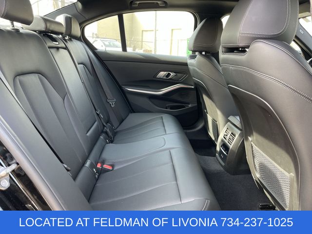 2023 BMW 3 Series 330e xDrive Image 14 of 35