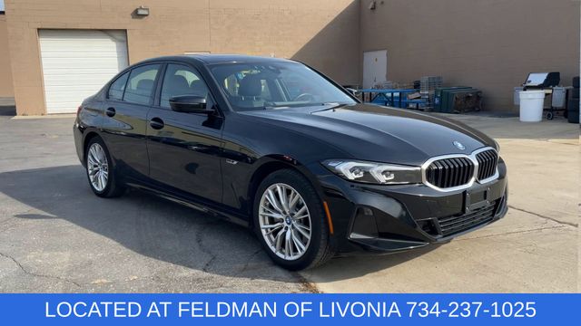 2023 BMW 3 Series 330e xDrive Image 4 of 35