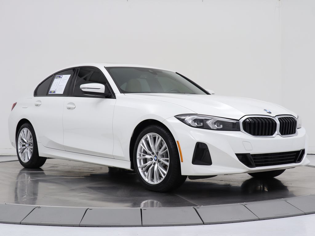 2023 BMW 3 Series 330i Image 3 of 45