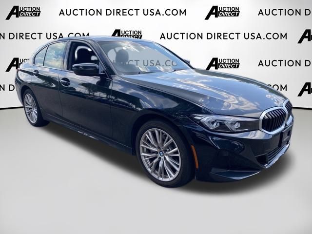 2023 BMW 3 Series 330i xDrive Image 3 of 32