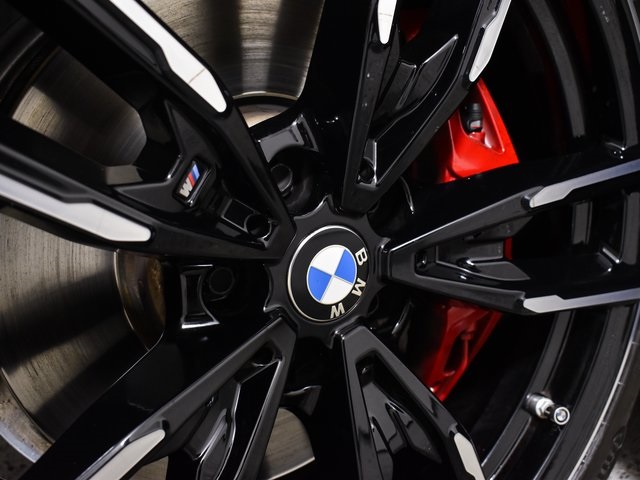Vehicle image 12 of 41
