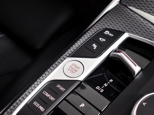 Vehicle image 26 of 41