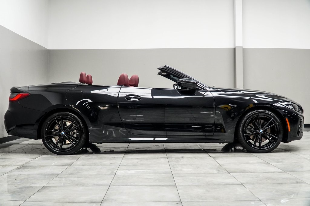 Vehicle image 6 of 43